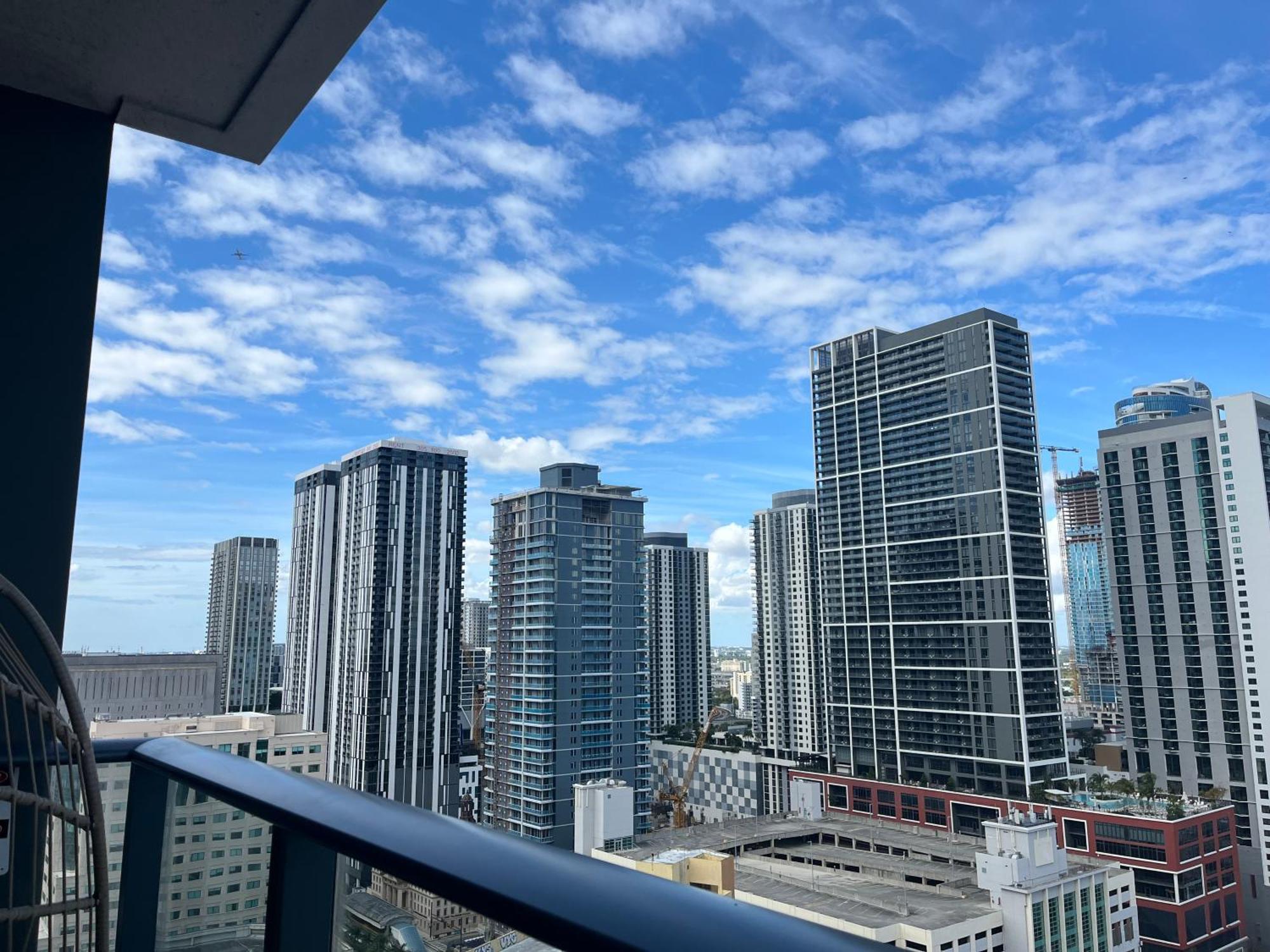 26th Floor Downtown * Miami